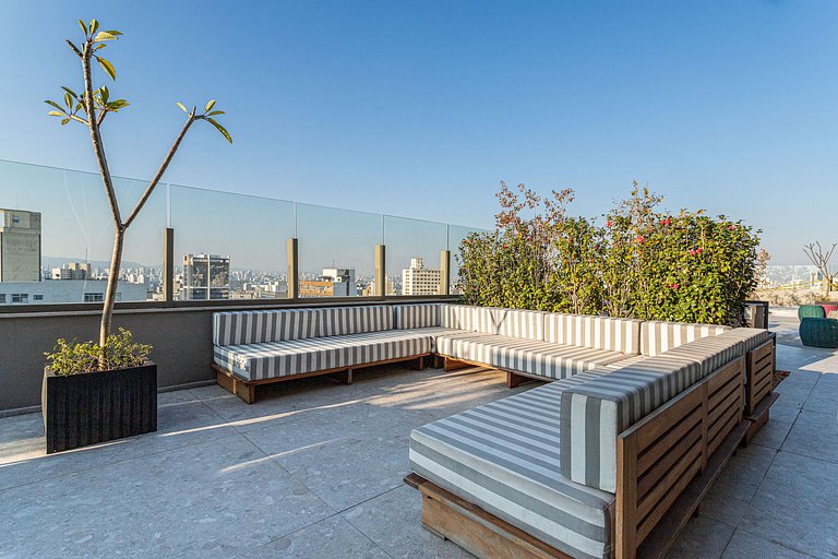 Apartamentos mobiliados com excelente vista e localização |