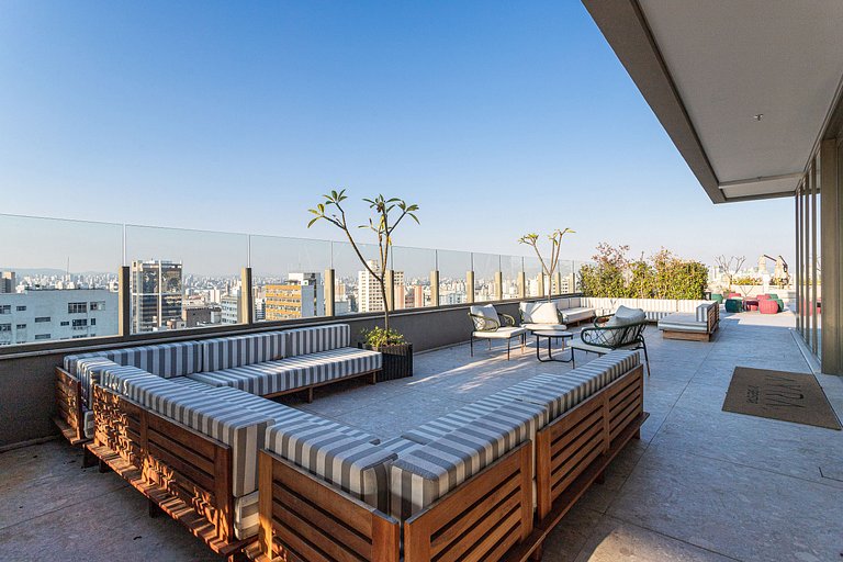 Apto novo, prédio c piscina Av Angélica