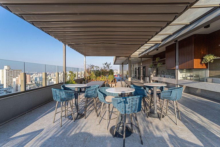 Apto novo, prédio c piscina Av Angélica