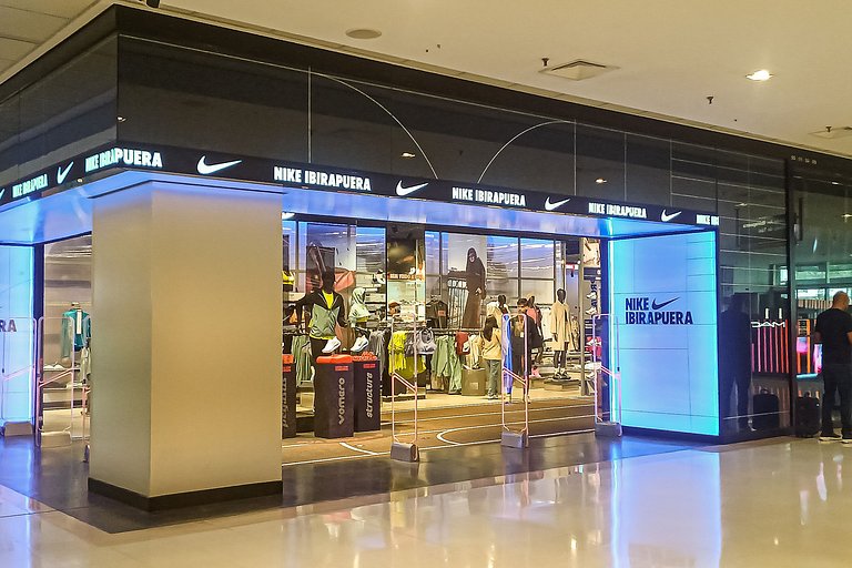 Apê premium e conveniência no coração de Moema