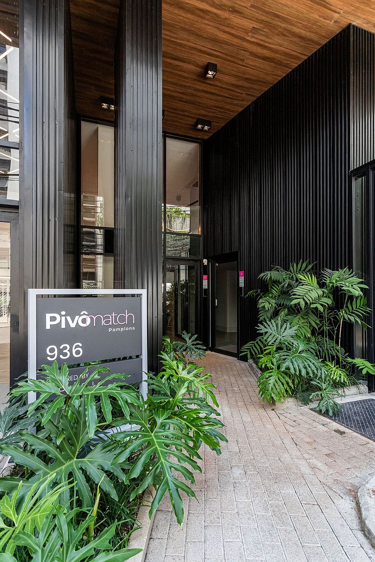 Studio em prédio c piscina próx Av Paulista