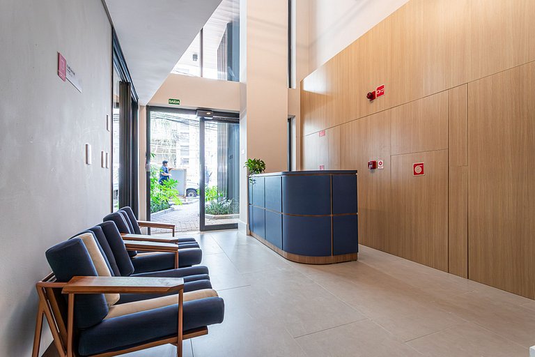 Apto c 1 dorm, varanda próx ao MASP | Av Paulista