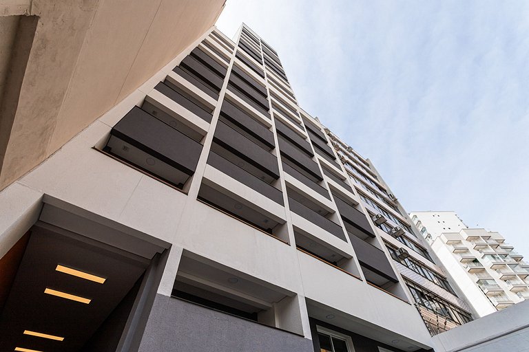 Apto completo de 1 quarto c varanda | República