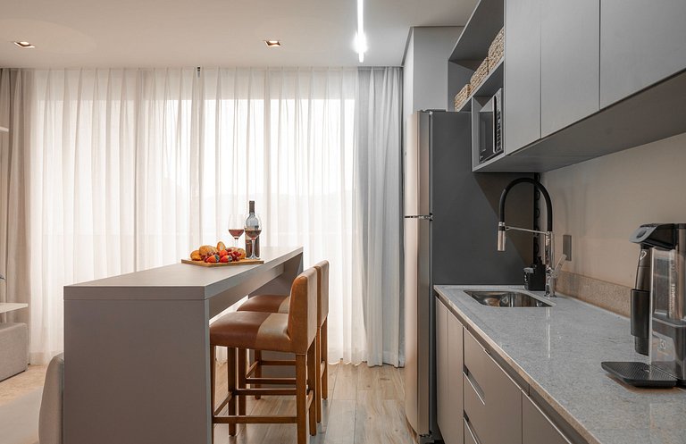 Apto luxuoso de 2 quartos | Balneário Shopping