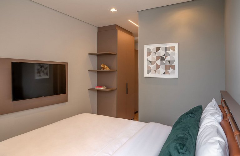 Apto luxuoso de 2 quartos | Balneário Shopping