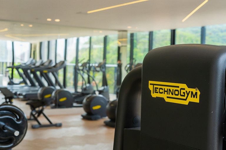 Apto luxuoso com 2 quartos | Balneário Shopping