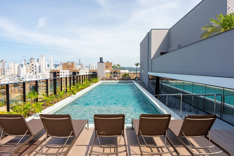 Apto luxuoso de 2 quartos | Balneário Shopping
