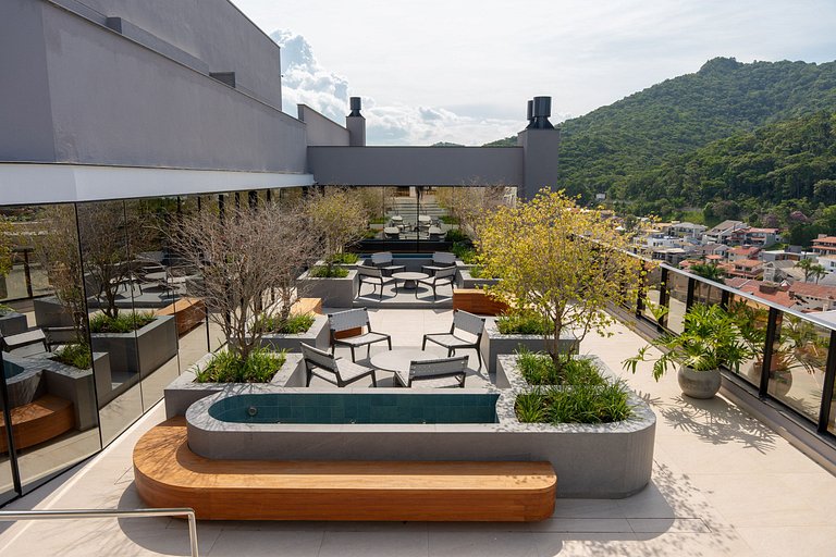 Luxo | 2 quartos, conectado ao Balneário Shopping