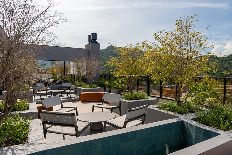 Apto luxuoso com 2 quartos | Balneário Shopping