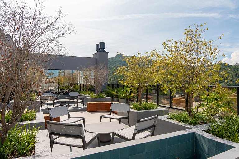 Luxo | 2 quartos, conectado ao Balneário Shopping