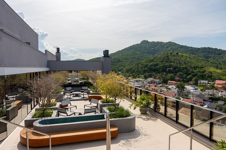 Apto 2 quartos, prédio luxuoso com lazer completo