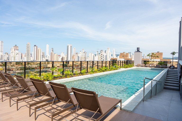 Apto de 2 quartos ao lado do Balneário Shopping