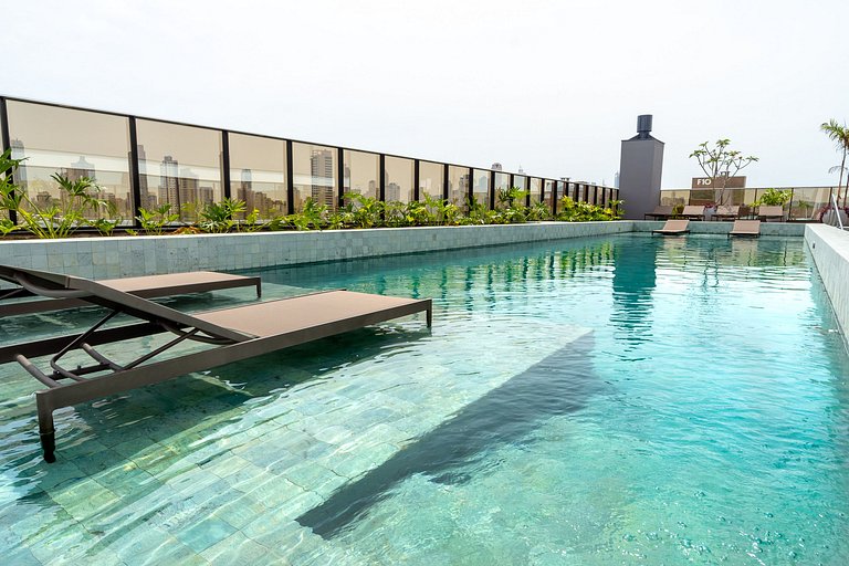 Apto luxuoso com 2 quartos | Balneário Shopping