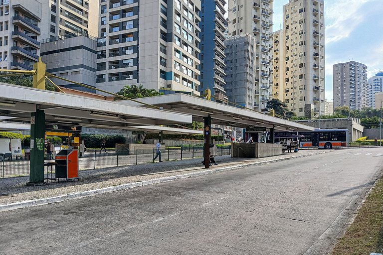 Prédio novo ao lado da Estação Vila Madalena | Onze22