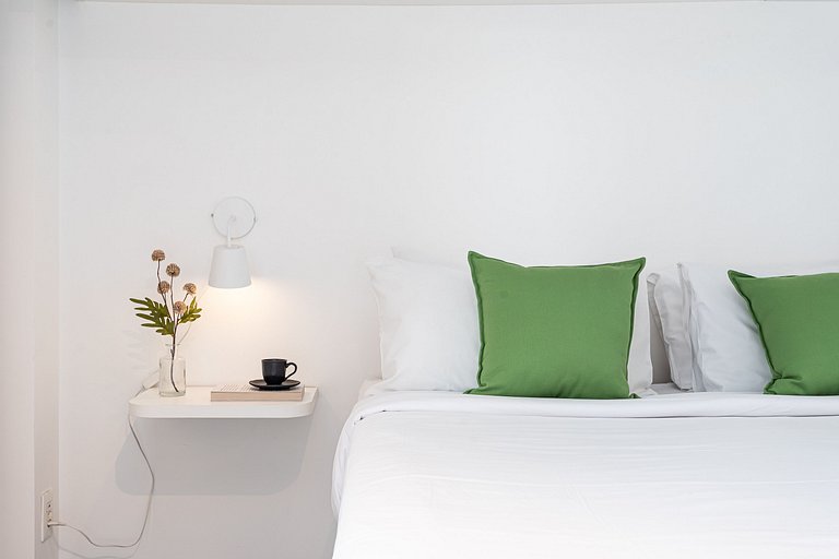 Estúdio completo Prédio com Piscina na Vila Madá