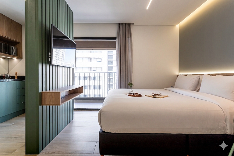 Estúdio c varanda, próx Av Paulista c piscina