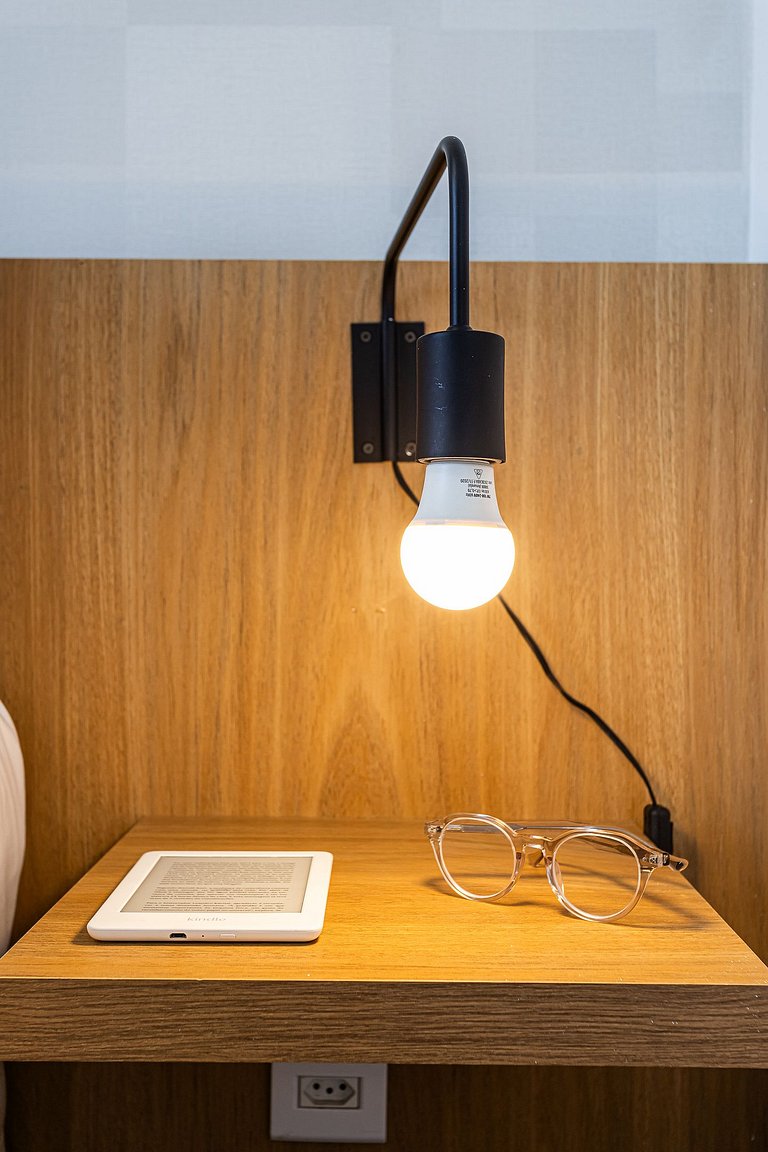 Apê em prédio c coworking prox ao metrô V Mariana