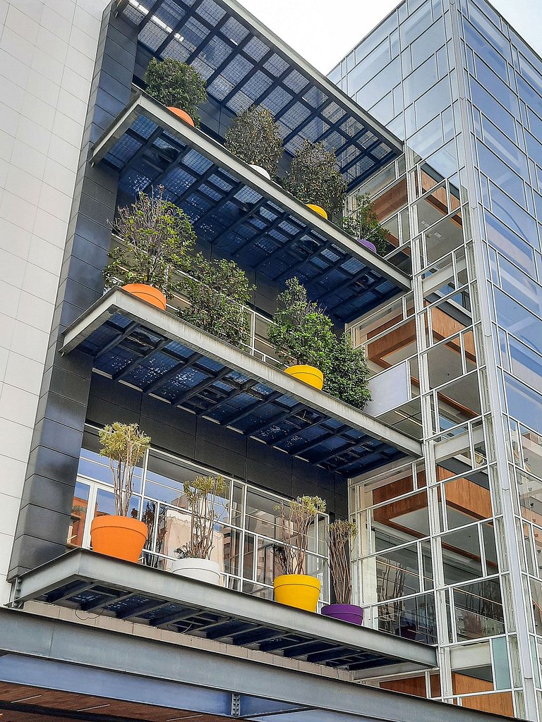 Studio com varanda próximo a Av Paulista