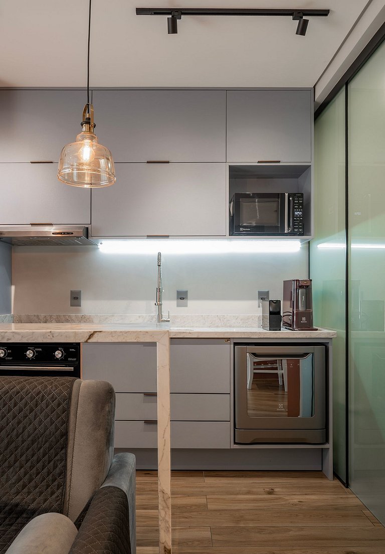 Luxuoso Apto c 2 suites | Prédio Completo