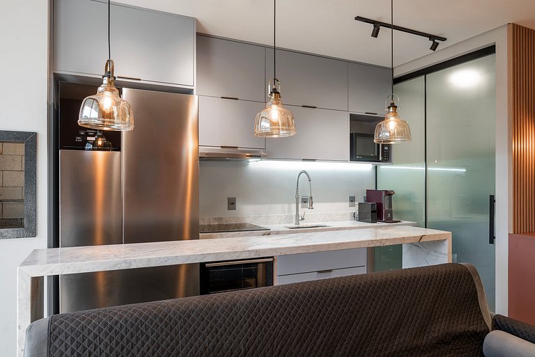 Luxuoso Apto c 2 suites | Prédio Completo