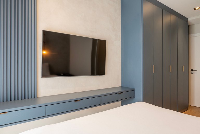 Luxuoso Apto c 2 suites | Prédio Completo