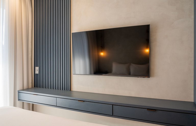 Luxuoso Apto c 2 suites | Prédio Completo