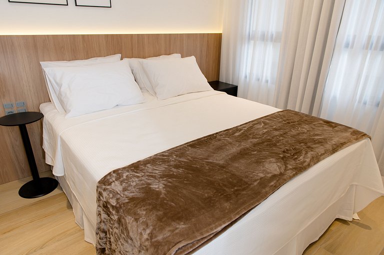 2 Quartos cama queen e varanda | Jd Paulista