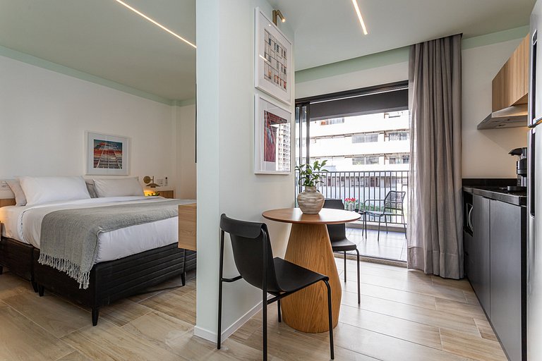 Apê sofisticado varanda, cama queen | Jd Paulista