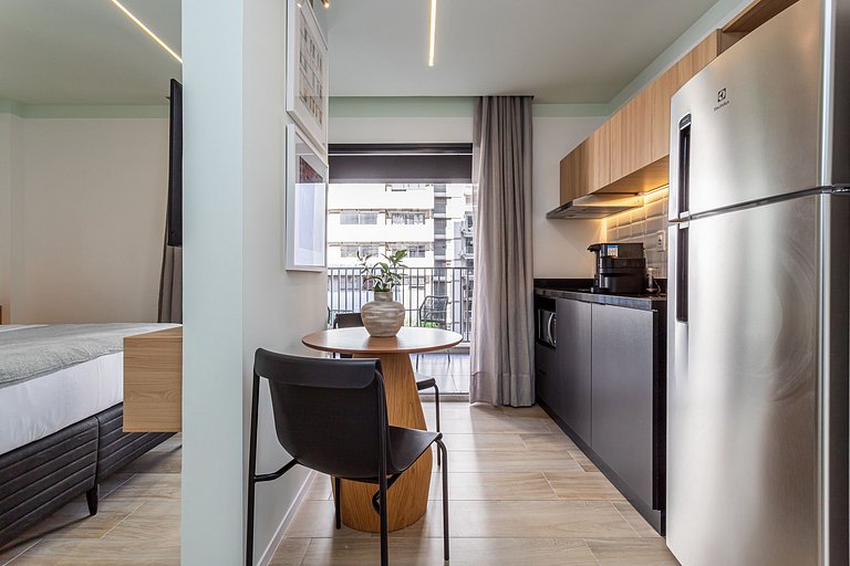 Apê sofisticado varanda, cama queen | Jd Paulista