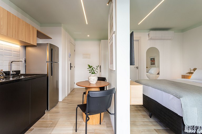 Apê sofisticado varanda, cama queen | Jd Paulista