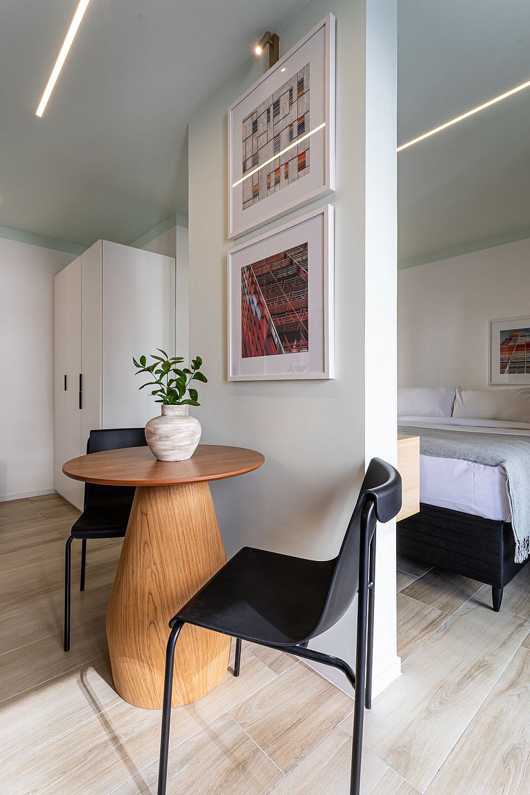 Apê sofisticado varanda, cama queen | Jd Paulista