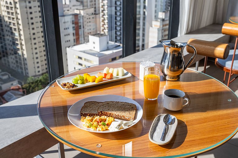 Apê exclusivo c varanda | Café da manhã cortesia
